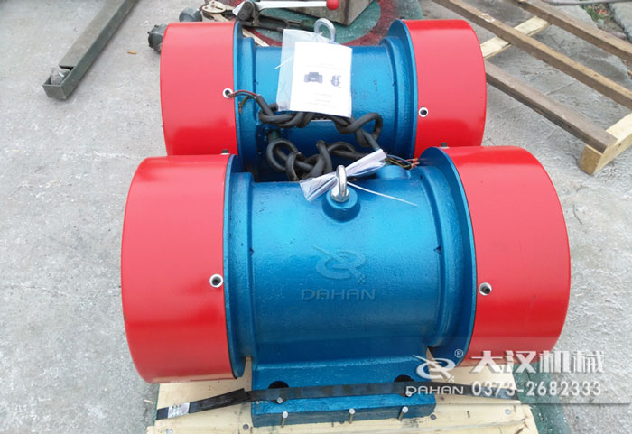 YZD振動(dòng)電機(jī)